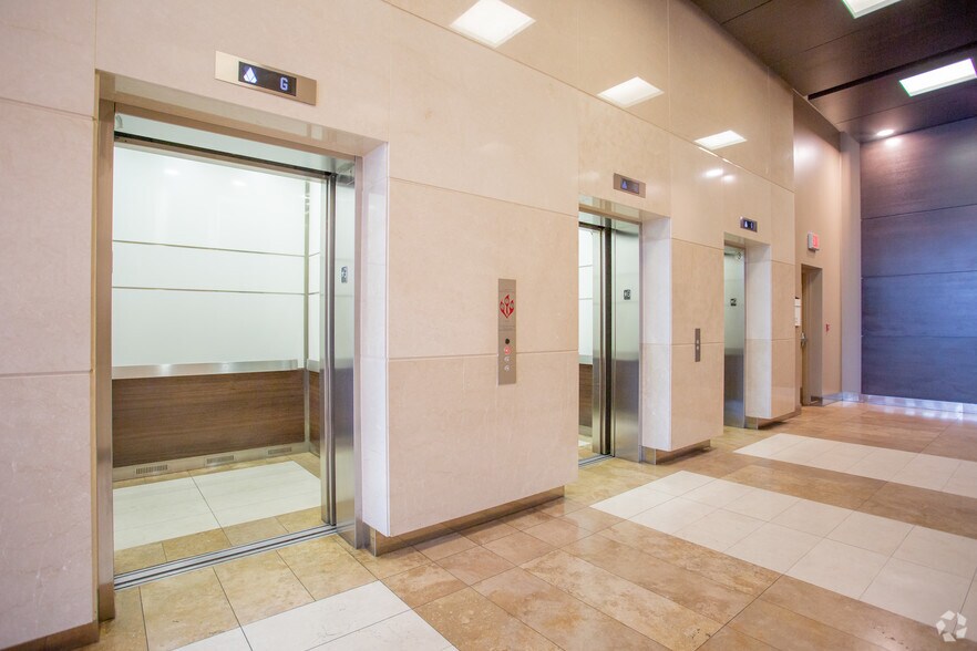 More Photos Of 2020 4th St SW, Calgary Office For Lease