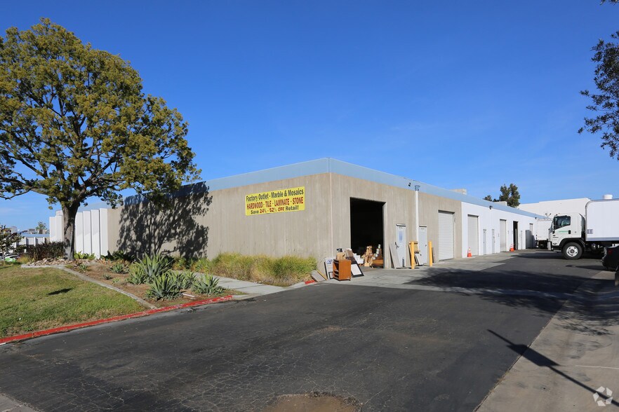 More Photos Of 9593-9607 Distribution Ave, San Diego Manufacturing For Lease