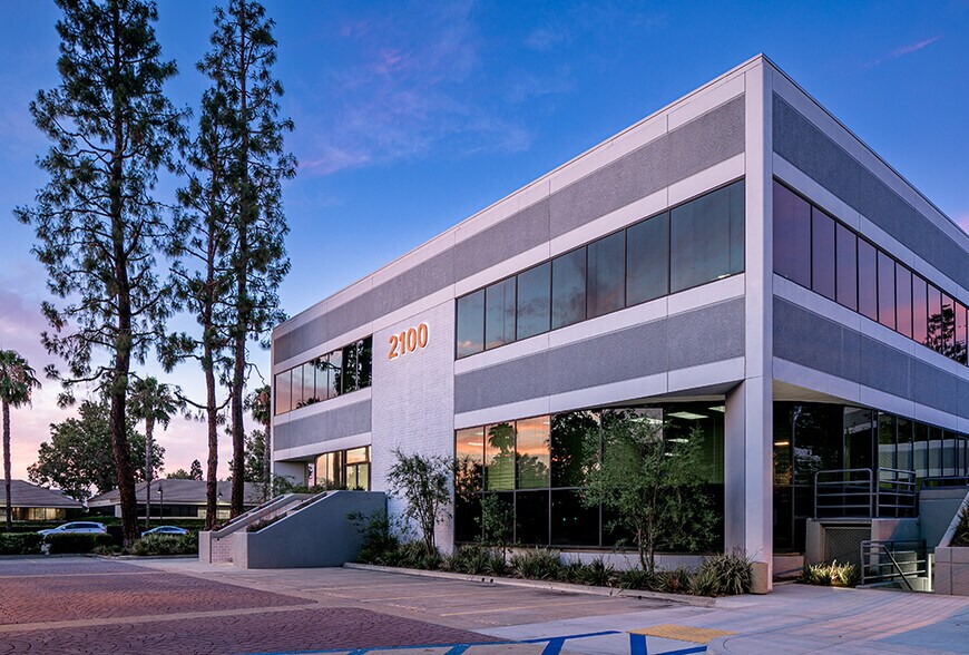 More Photos Of , Orange Office For Sale