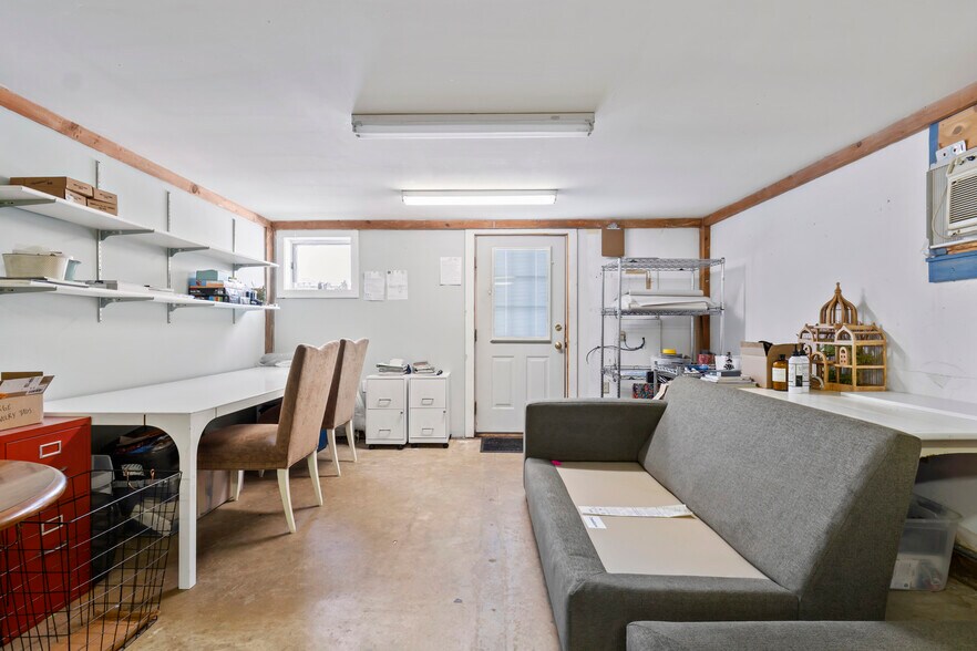 More Photos Of 2049 Post Rd, Wells Storefront Retail Office For Sale