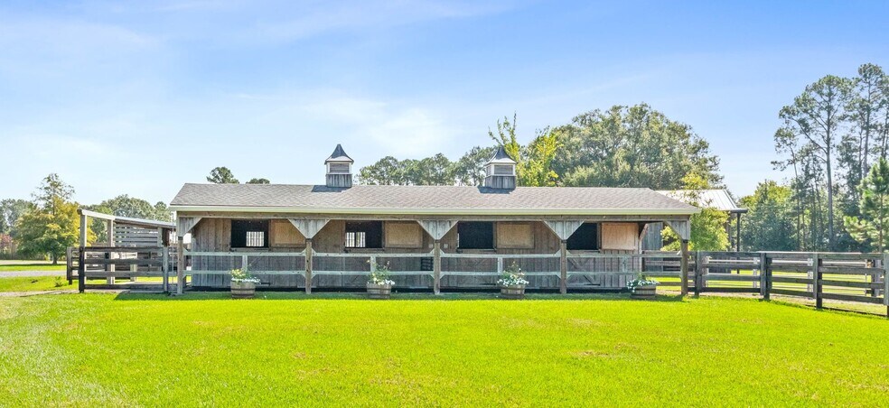 More Photos Of 1601 Highway 357, Opelousas Specialty For Sale