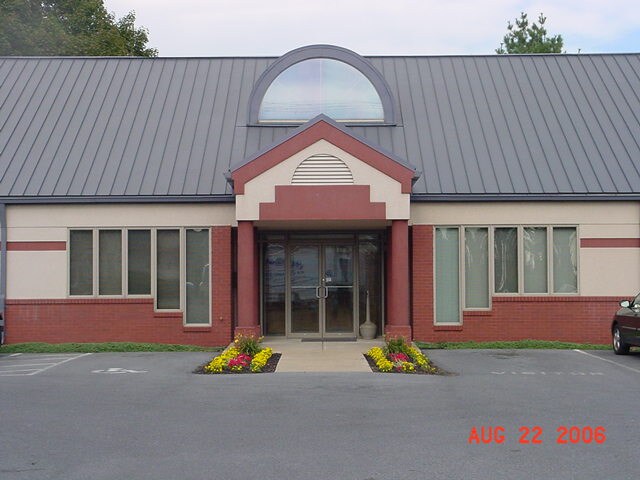 More Photos Of 352 E Main St, Leola Medical For Lease