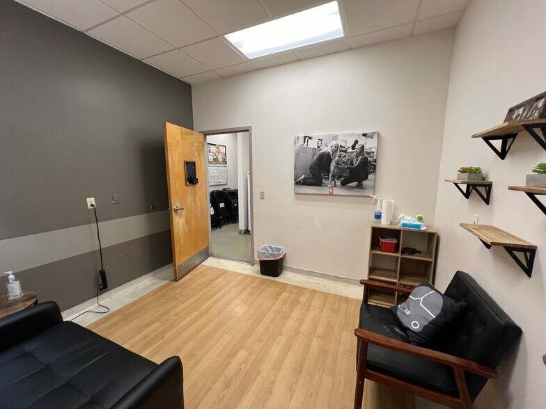 More Photos Of 202-238 E Bearss Ave, Tampa General Retail For Sale