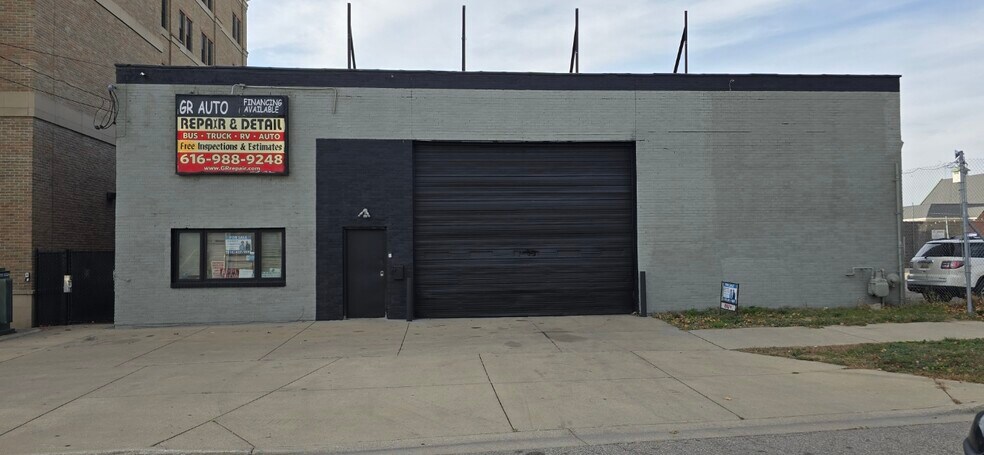 More Photos Of , Grand Rapids Unknown For Sale