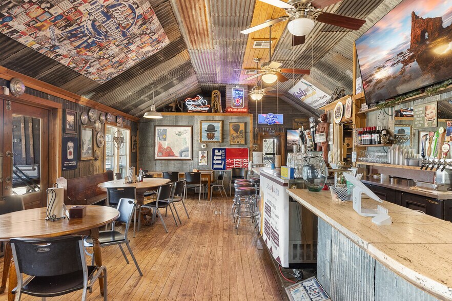 More Photos Of 15045 FM 2154 Rd, College Station General Retail For Sale