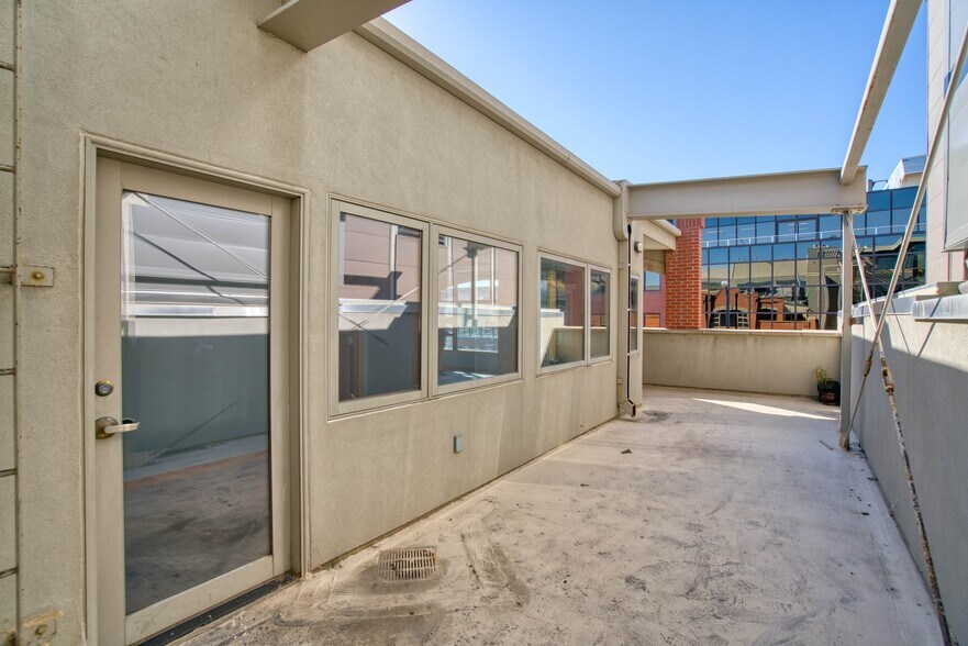 More Photos Of 1033-1037 Walnut St, Boulder Loft Creative Space For Sale