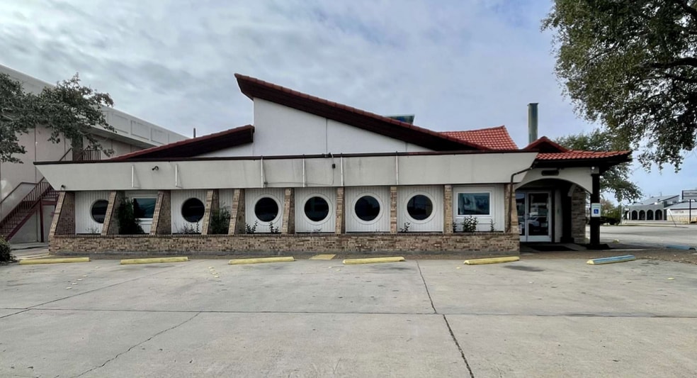 Primary Photo Of 4601 S Padre Island Dr, Corpus Christi General Retail For Sale