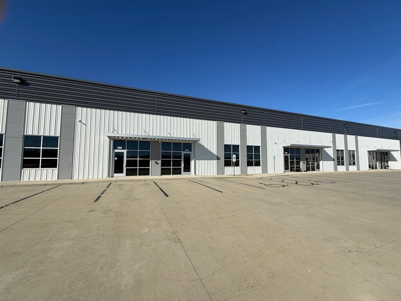 Primary Photo Of 4615 N Cypress St, Bel Aire Industrial For Lease