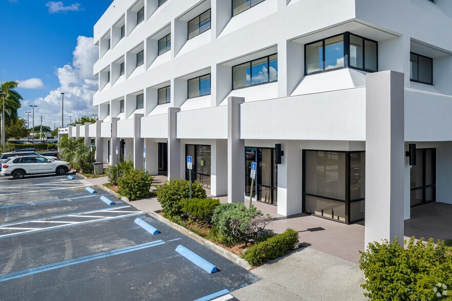 More Photos Of 351 S Cypress Rd, Pompano Beach Office For Sale