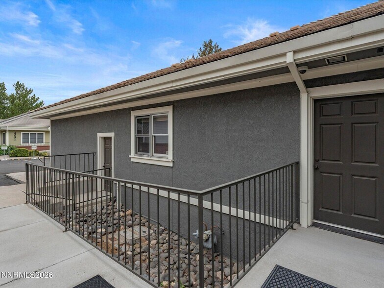More Photos Of 441 W Plumb Ln, Reno Office For Sale