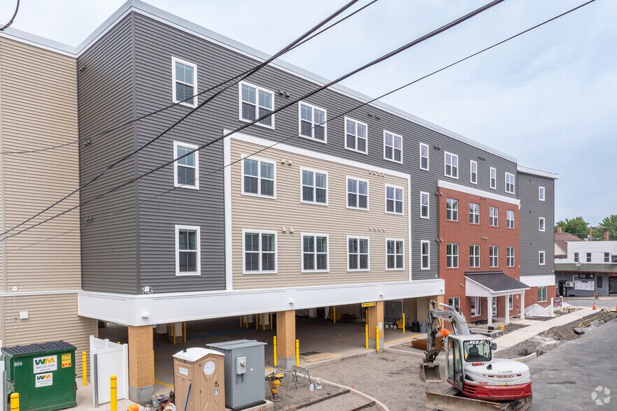 More Photos Of 222 E Drinker St, Dunmore Apartments For Sale