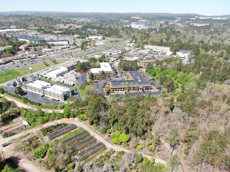 More Photos Of 200 Cahaba Park Cir, Birmingham Unknown For Lease