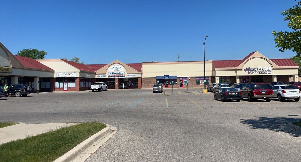 More Photos Of 1099 Saint Clair River Dr, Algonac Unknown For Lease