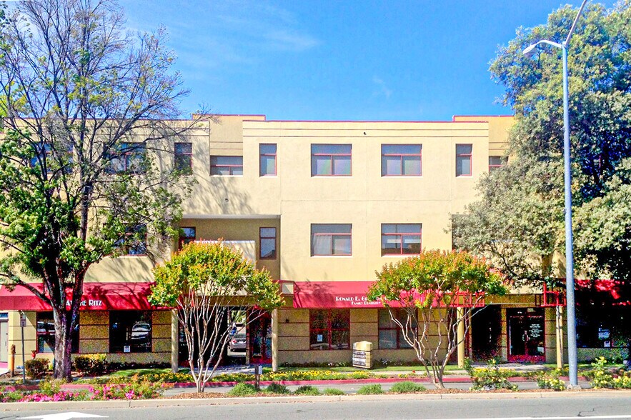 Primary Photo Of 81 Gregory Ln, Pleasant Hill Medical For Lease