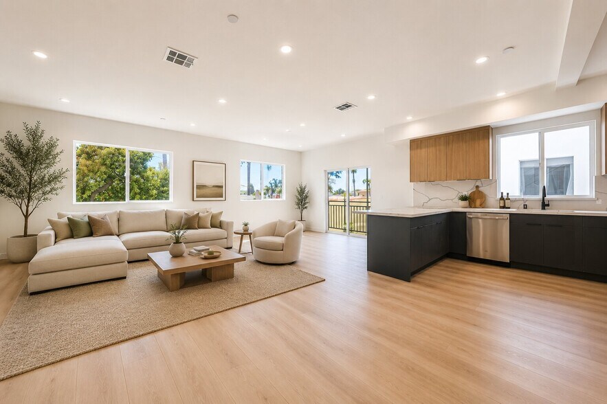 More Photos Of 2010 S Dunsmuir Ave, Los Angeles Multifamily For Sale