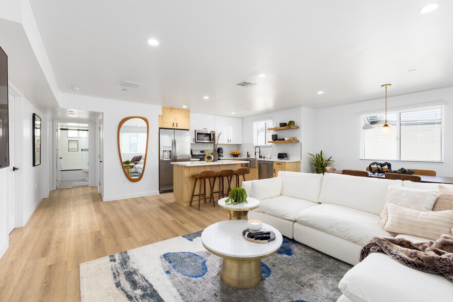 More Photos Of 1414 S Orange Dr, Los Angeles Apartments For Sale