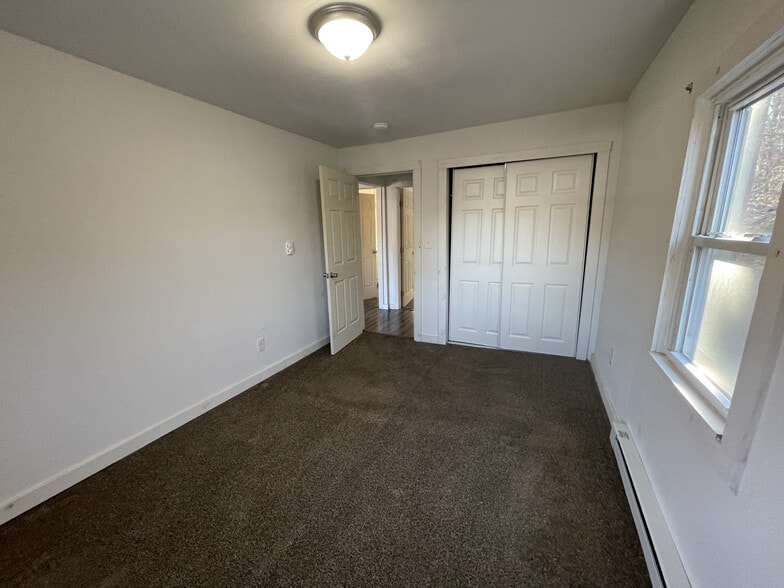 More Photos Of 13 US Highway 206 S, Sandyston Storefront Retail Residential For Sale