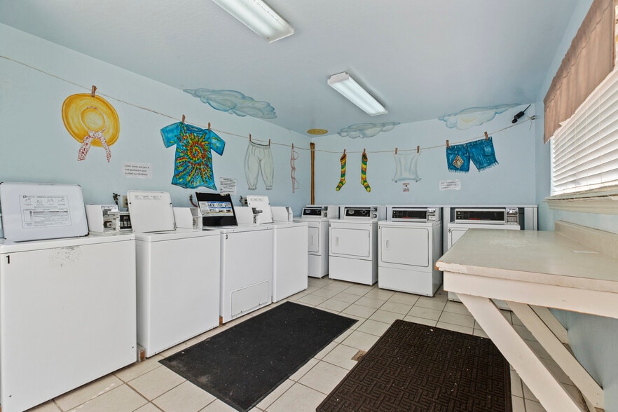 More Photos Of 91 Summit Ave, Sonora Apartments For Sale