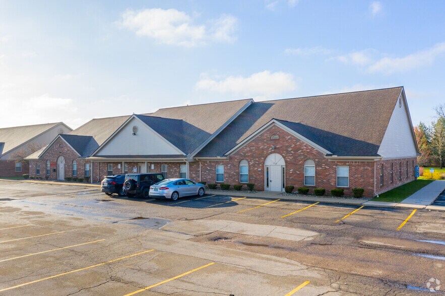 More Photos Of 6223 N Canton Center Rd, Canton Unknown For Lease