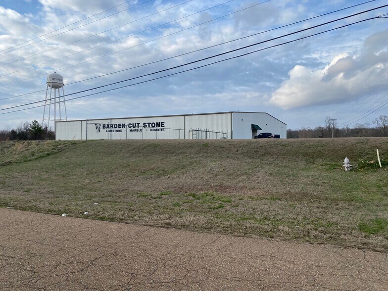 More Photos Of 1557 Cherry Rd, Memphis Freestanding For Sale