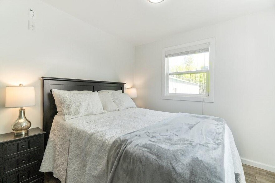 More Photos Of 30994 122nd St, New Auburn Trailer Camper Park For Sale