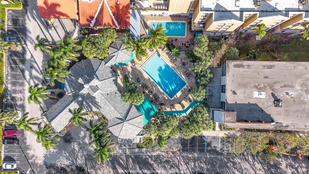 More Photos Of 2520 Stirling Rd, Hollywood Hotel For Sale