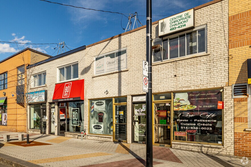 Primary Photo Of 8654-8656 Av De Chaumont, Montréal Specialty For Lease