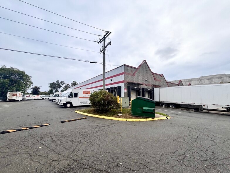 More Photos Of 328 Selleck St, Stamford Food Processing For Lease