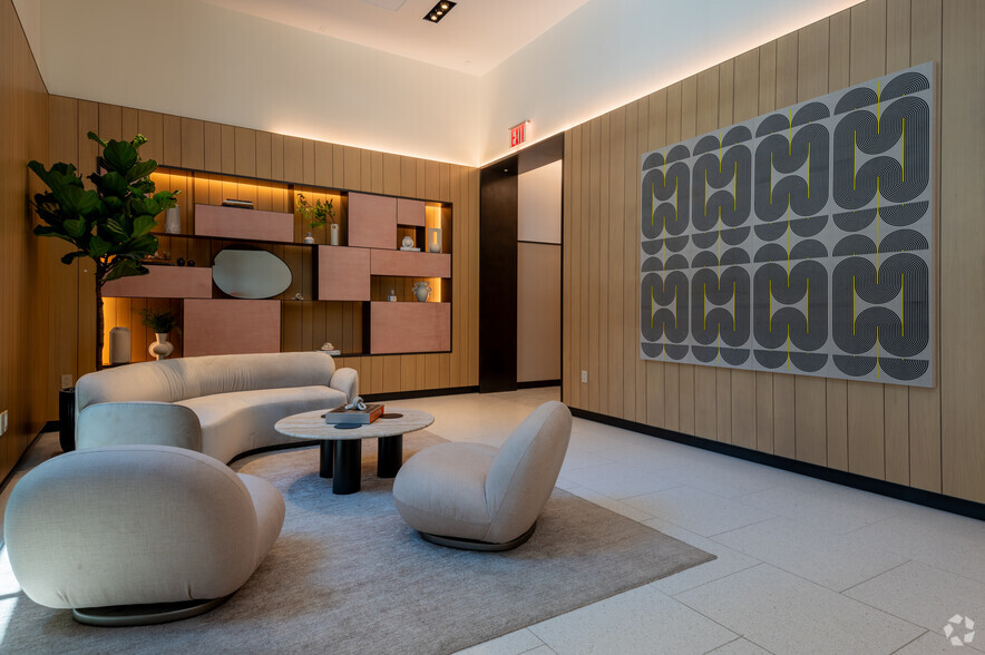 More Photos Of 29 Huron St, Brooklyn Apartments For Lease