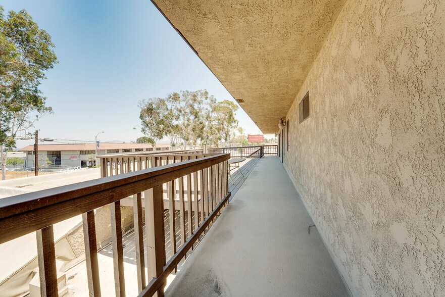 More Photos Of 1344 W 6th St, Corona Office For Sale