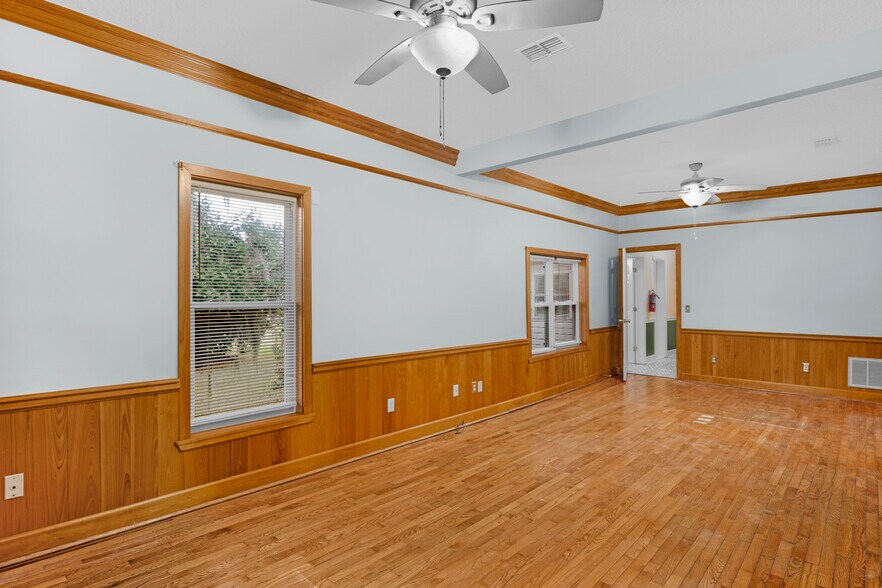 More Photos Of 938 Elma G Miles Pkwy, Hinesville Office For Sale