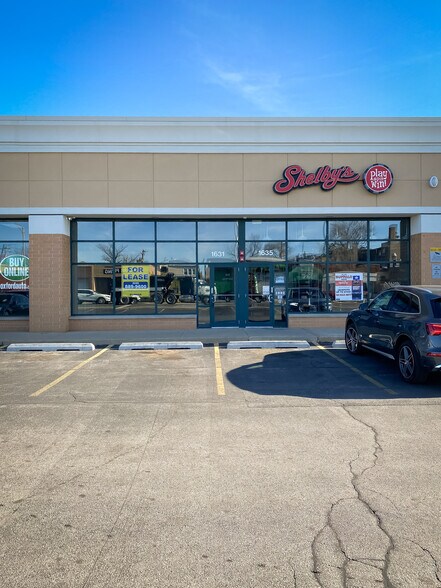 More Photos Of 1601-1747 S Cicero Ave, Cicero General Retail For Lease
