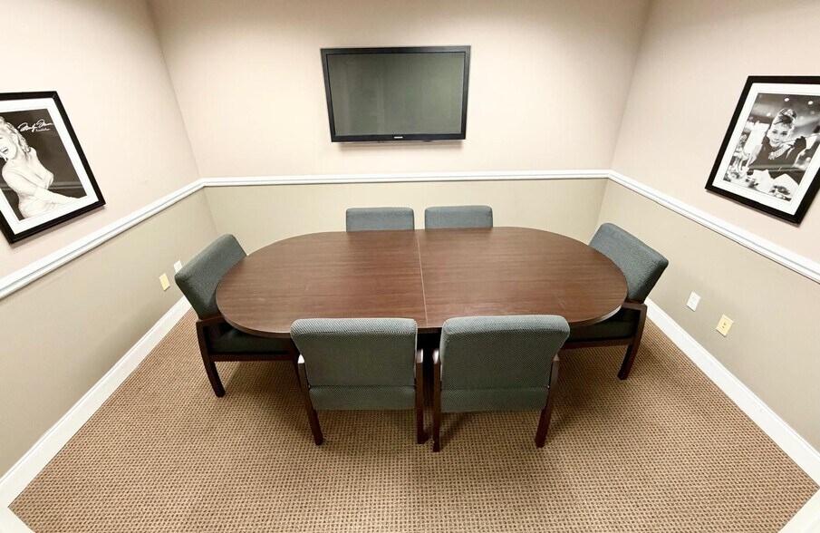 More Photos Of 1825 Main St, Weston Office For Lease