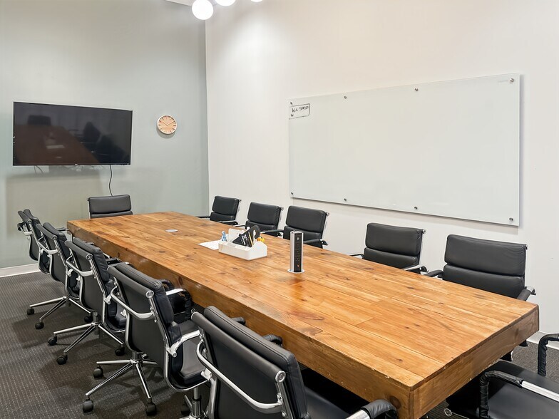 More Photos Of 609-625 Broad St, Newark Coworking Space