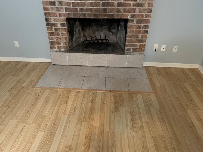 More Photos Of , Spring Unknown For Sale