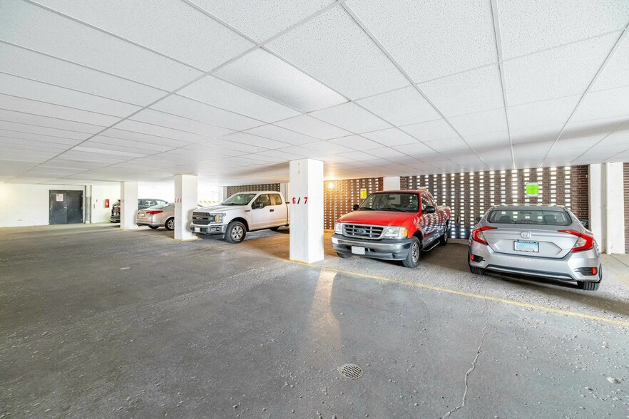 More Photos Of 520 S 2nd St, Springfield Apartments For Sale