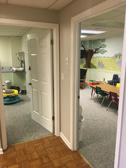 More Photos Of 737-739 E Main St, Salisbury General Retail For Sale