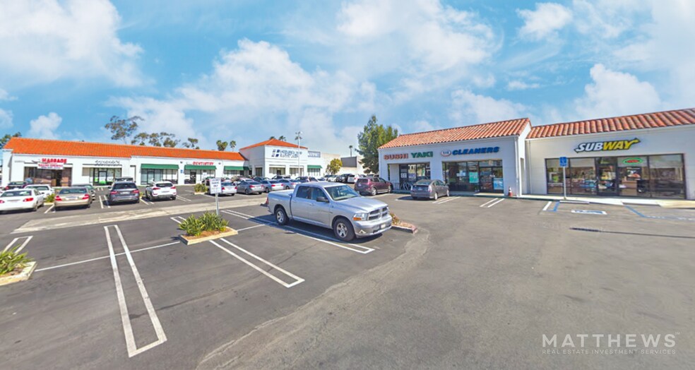 Primary Photo Of 22851 Lake Forest Dr, Lake Forest Fast Food For Lease