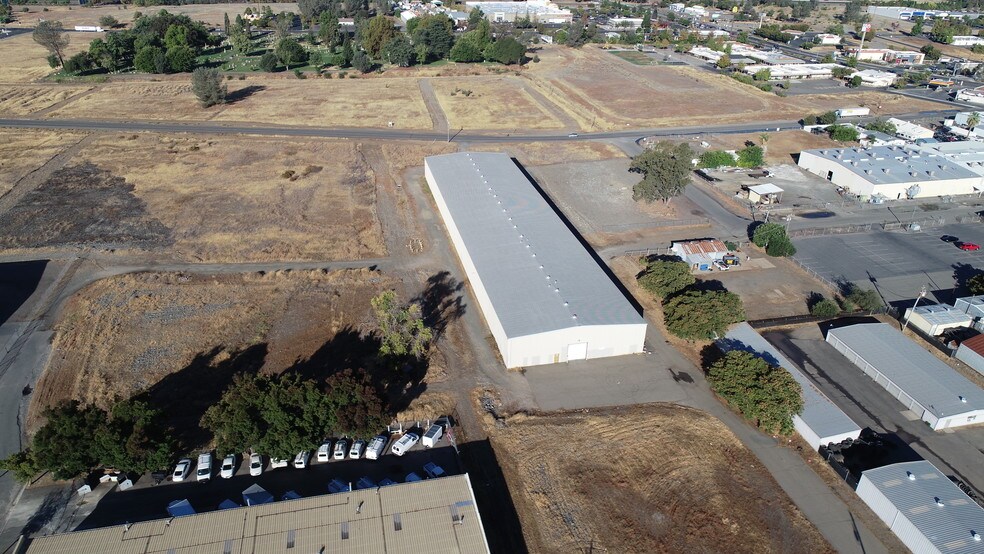 More Photos Of 2620 5th Ave, Oroville Warehouse For Sale