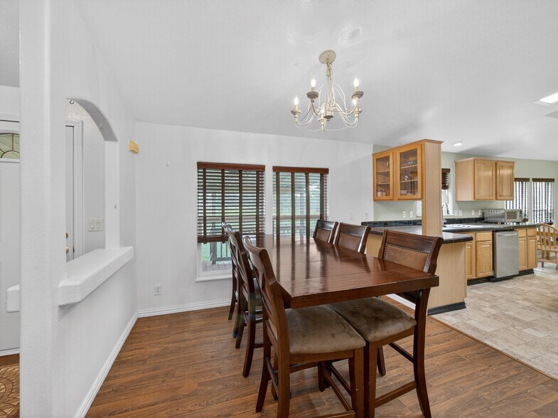 More Photos Of 279 Highline Dr, Bastrop Land For Sale