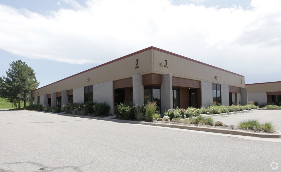 Primary Photo Of 7342 S Alton Way, Englewood Research And Development For Lease