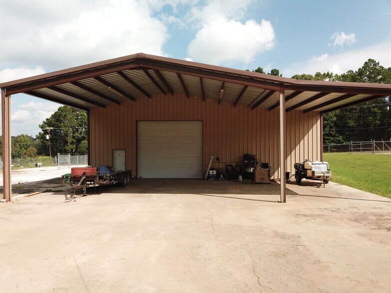 More Photos Of 3381 TX-21 Hwy, Nacogdoches Light Manufacturing For Sale