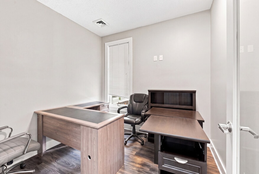 More Photos Of 9250 Highway 17 Byp, Murrells Inlet Office For Sale