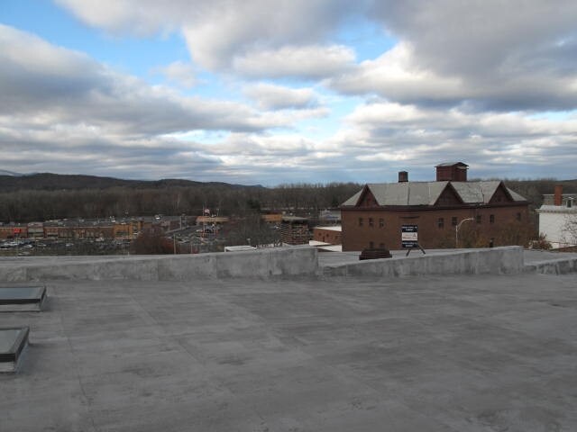 More Photos Of 328 Wall St, Kingston Storefront Retail Office For Lease