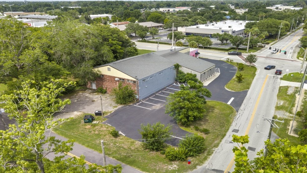 More Photos Of 1412 N Magnolia Ave, Ocala Flex For Sale