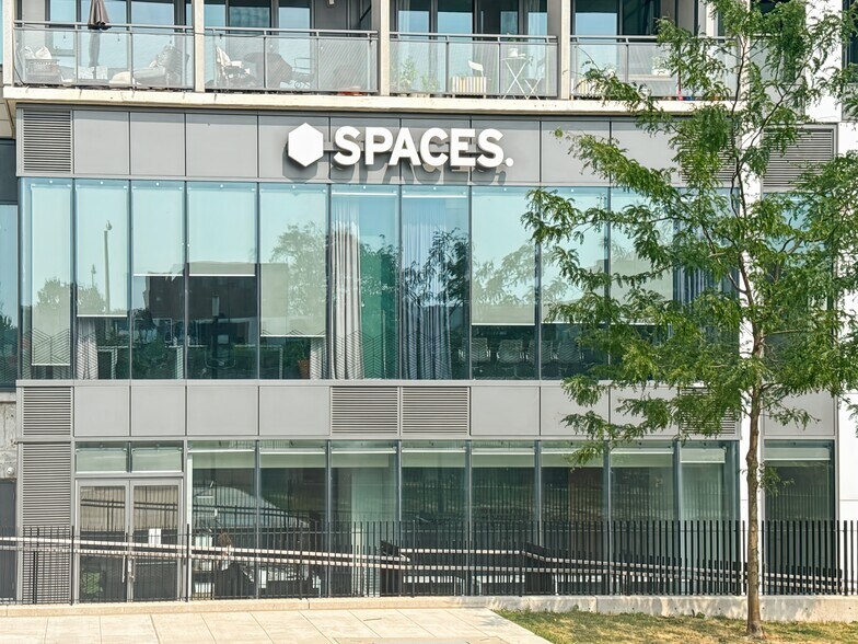 More Photos Of 11 Peel Ave, Toronto Coworking Space