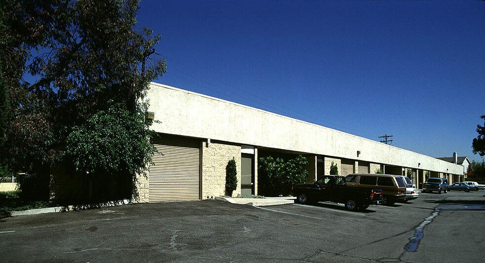 Primary Photo Of 2600 California Ave, Monrovia Warehouse For Lease