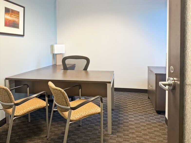 More Photos Of 3636 S Geyer Rd, Sunset Hills Coworking Space