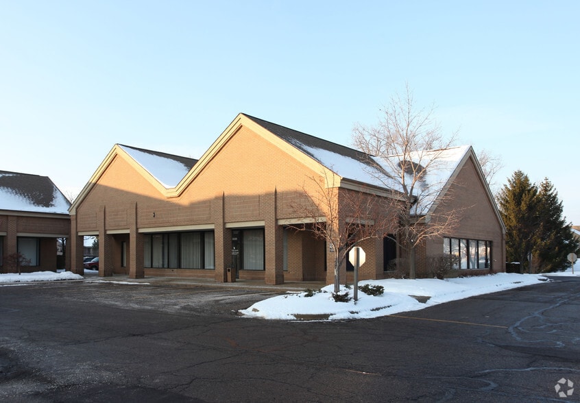 More Photos Of 2311-2339 Jolly Rd, Okemos Unknown For Lease