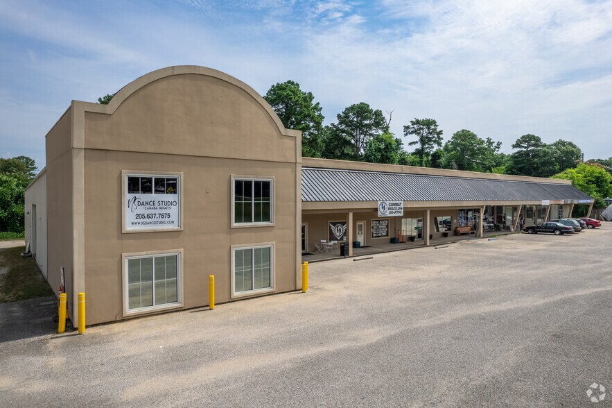 More Photos Of 3242-3258 Cahaba Heights Rd, Birmingham Unknown For Lease
